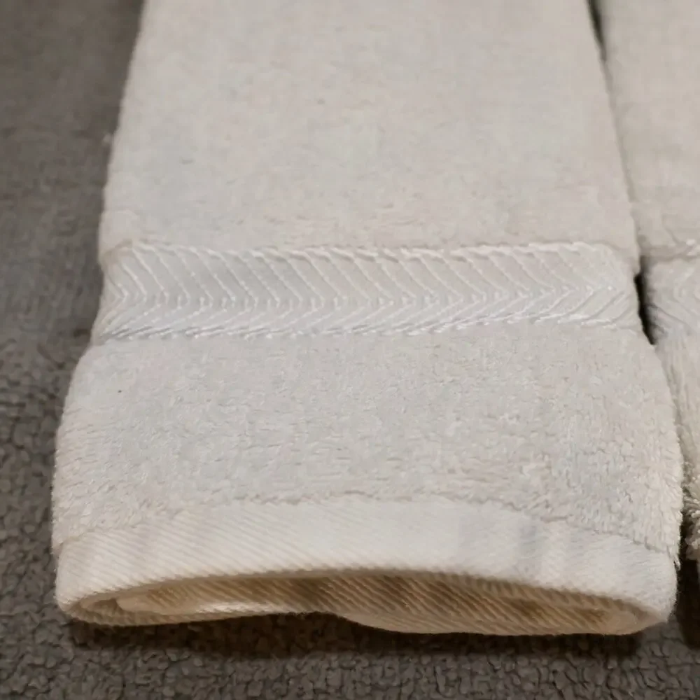 Bath Hand Towel Set of 2 Solid Off-White Buckingham Estates India 24x15